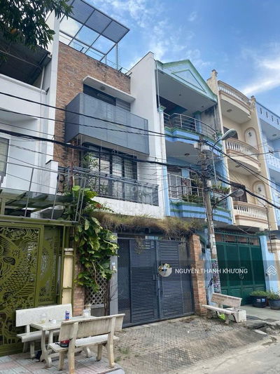 Cho thuê nhà nguyên căn Nguyễn Oanh P17-GV - 5,5*20m- 1 Trệt 2 Lầu ST