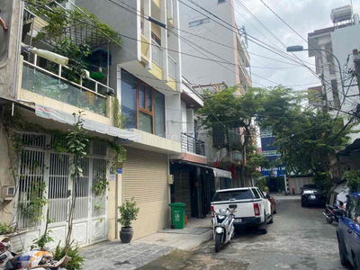 BÁN NHÀ 64m2. 2 tầng. (4x16). hẻm 8m. sát mặt tiền PHAN HUY ÍCH. F15.