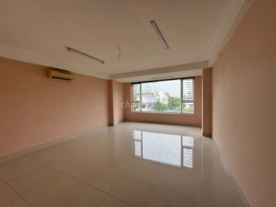 Nhà cho thuê rộng rãi thoát mát