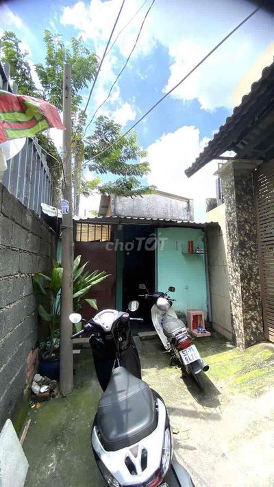 Bán nhà nát 63/4/31 đs9, p Trường Thọ Tp Thủ Đức