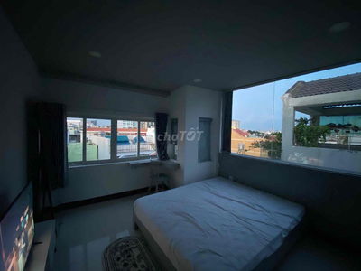 🔥Cho Thuê 1 PN Cao Cấp_ Decor Siêu Chill_Thang Máy_ Gần CV Lê Thị Riêg