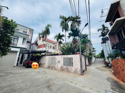 Bán 88m đất 2 mặt kiệt, tặng nhà cấp 4 Kiệt oto Sát Ngô Quyền