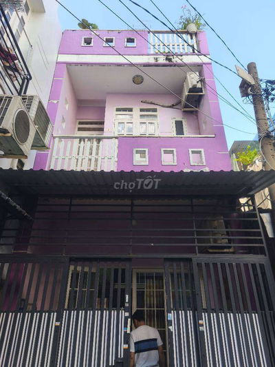 7,5 tỷ đô đốc long quận tân phú 
80m2 nhà 3 tầng khu vực dân trí cao