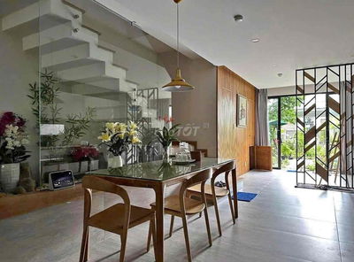 Cho thuê nhà sân vườn 2 phòng ngủ gần An Thượng