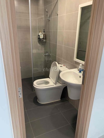 Cho Thuê 3Pn 2Wc Lovera Vista Full Nội Thất Chỉ 9tr/th  Lưu 2 PN  •  C