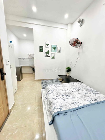 Căn hộ Studio 28m2 full nội thất tách bếp ở Hoàng Văn Thụ Phú Nhuận