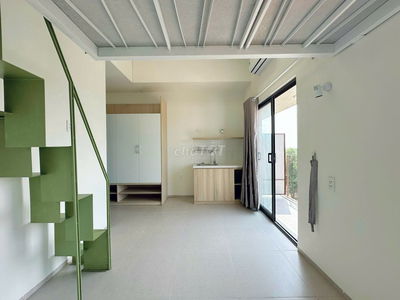 Trọ Có Gác Ngay Hàng Xanh Ko Giới Hạn Người Ở Gần ĐH Hutech, GTVT