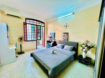 Phòng trọ 30m2 biệt thự lô góc Hồ Tây, 127, ngõ 56 Tứ Liên, Tây Hồ,HN