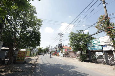 BÁN DÃY TRỌ MẶT TIỀN ĐƯỜNG 6M, CÓ 1 KI-ỐT ĐANG CHO THUÊ FULL Q2 .