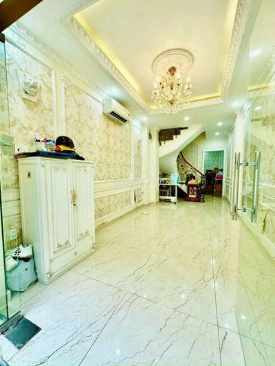 NGUYỄN TRI PHƯƠNG NHÀ ĐẸP 5 TÂNG BTCT VỚI 6PN HẺM 🚘