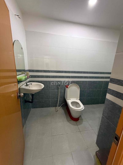 🏡 PHÒNG ĐẸP ĐANG SƠN SỬA – KHÔNG CHUNG CHỦ – GẦN BV CHỢ RẪY, ĐHYD, HÒA