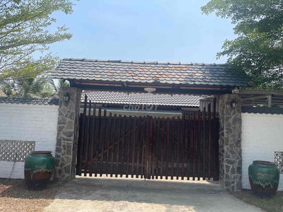 BIỆT THỰ VƯỜN 2PN 500m2 TRONG KHU VILLA YÊN TĨNH, TP TDM , BÌNH DƯƠNG