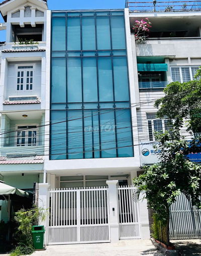 NHÀ ĐƯỜNG HOÀNG HOA THÁM 5X20M HẦM TRỆT 3 LẦU CHO THUÊ