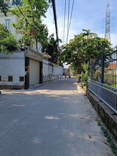 BÁN GẤP LÔ ĐẤT VƯỜN LÀI