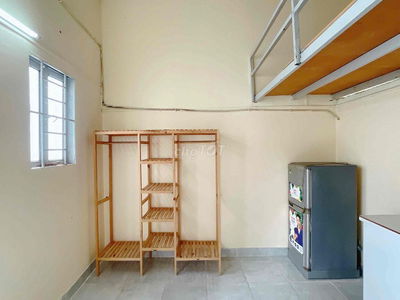 LÊ HỒNG PHONG, P1, QUẬN 10 (cách UEH 1,5km , cách CĐ Kinh tế 550M,