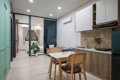 Cho thuê căn hộ 2PN full nt gần ngã tư hàng xanh Q1 tại Điện Biên Phủ