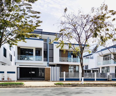 Giảm giá bán nhanh nhà phố DT 100m2 giá 7.9tỷ DT 160m giá 11tỷ. Biệt thự 200m giá 18 tỷ