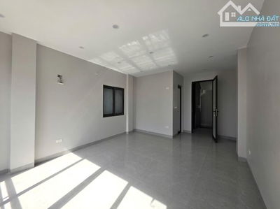 Cho thuê nhà mặt phố Xuân Diệu 300m² 2 tầng Mt 10m Giá thuê 800.000đ/m²/tháng