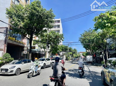 BÁN ĐẤT TẶNG NHÀ! MẶT PHỐ NÚI THÀNH – 75M2, NGANG 5.5M – VỪA Ở VỪA KINH DOANH – NHỈNH 10TỶ