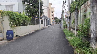 Bán căn nhà 52m2 có 4 lầu nhà hoàn công - đường nhựa - đường xe hơi