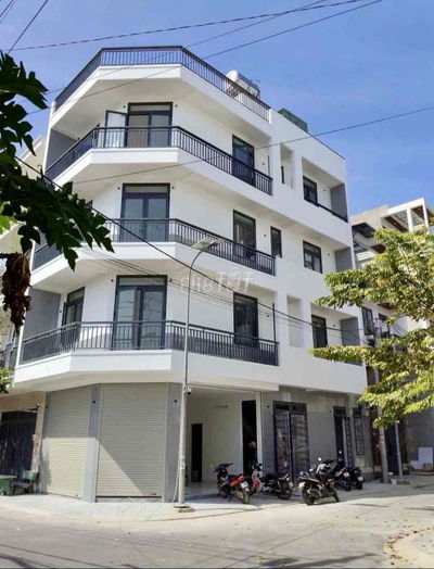 Nhà 4 Tầng Căn Góc Mới xây Có thang Máy Cho Thuê Hẻm 165 PVH