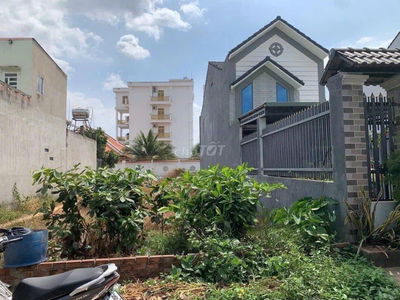 GầnKCN TPT 5x36m,900tr, sổ hồng riêng, thổ cư,gần bv Xuyên Á,đông dân