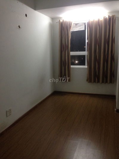 Chung cư Sài Gòn Town đường Thoại Ngọc Hầu, cho thuê căn 2 phòng, 8TR