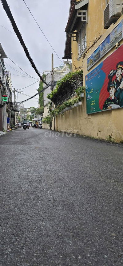 Mặt tiền Q.Phú Nhuận gần phố Tài Chính 6x13 Hầm 5tầng ST 18.3 tỷ TL