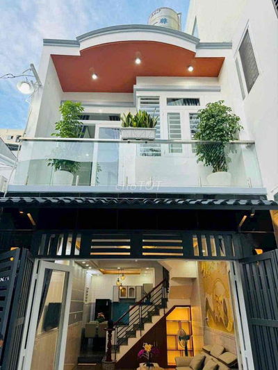 Bán Nhà Thống Nhất, Thủ Đức- 40m2- hẻm xe hơi - giá 2tỷ150tr.