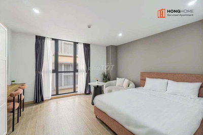 CHO THUÊ CĂN HỘ STUDIO BAN CÔNG CAO CẤP NGAY BẾN VÂN ĐỒN Q4