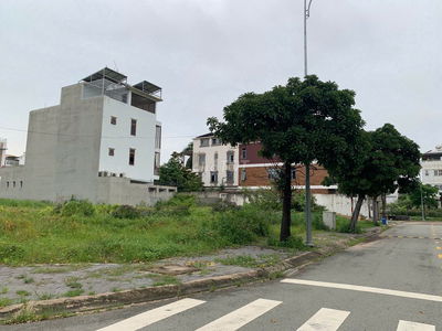 Bán đất biệt thự The Seasons ngay Lotte giá 8.2 tỷ. DT 10x20. Sổ sẵn