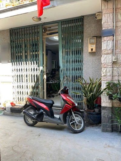 NHÀ RỘNG GẦN 4 MÉT CHỈ 4,2 TỶ NGAY NGÃ TƯ HÀNG XANH