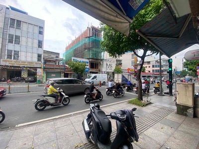 Mặt bằng lối đi riêng ngay góc ngã ba