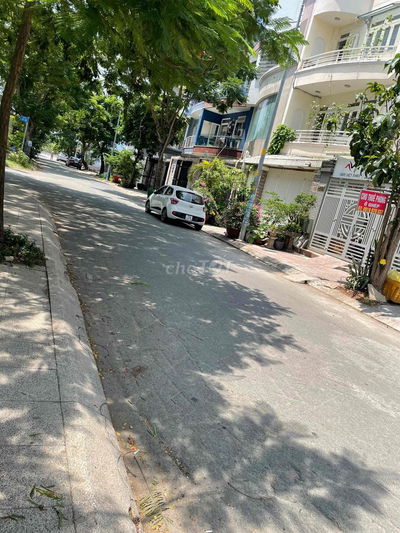 căn hộ dịch vụ 30m2 d32 Phước Long B