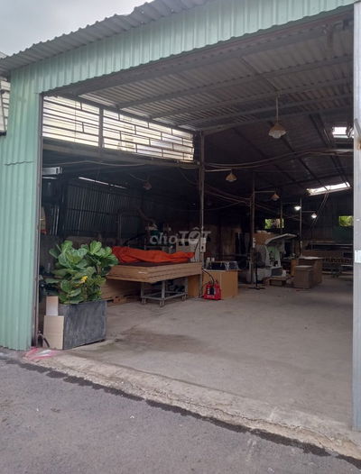 cho thuê kho 600m2 đường oto Nguyễn Xiễn Long Bình Thủ Đức 36 tr