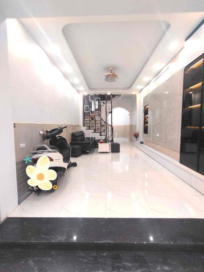 🔥 SIÊU PHẨM CẦU GIẤY – Ô TÔ ĐỖ CỬA – LÔ GÓC 3 THOÁNG