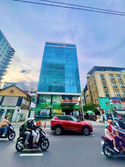 MT Hùng Vương ngay ngã 4 Nguyễn Tri Phương QUẬN 5