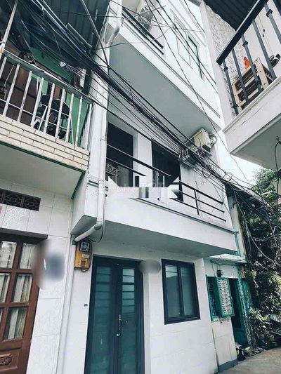 nhà nguyên căn 2 lầu gần khu cư xá ngân hàng quận 7