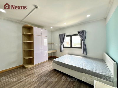 Căn hộ dịch vụ full nội thất mặt tiền Tạ Quang Bửu mới 100%