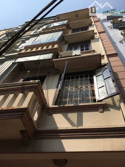 Cho thuê nhà ngõ oto Nguyễn Khánh Toàn- Cầu Giấy dt 60 m2*5 tầng- Giá 25 triệu
