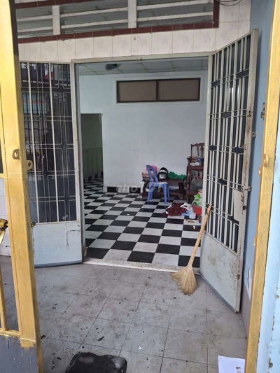 CHO THUÊ NHÀ 4 X 18M CẤP 4  ,2PN 1VC