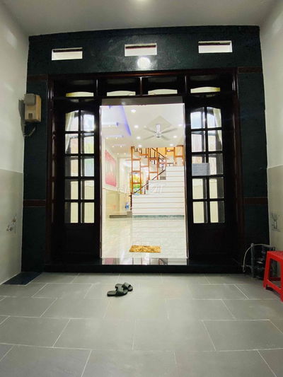 💥 NHÀ MỚI ĐẸP 4 TẦNG HXH THÔNG - 4PN CÓ SÂN ĐỂ XE RỘNG - MIẾU GÒ XOÀI