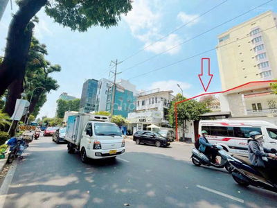 Bán bt Điện Biên Phủ quận 3, dtd 713m2, 2 lầu, Nt đẹp. Giá bán: 350 tỷ