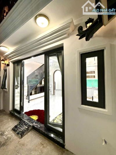 BIỆT THỰ MINI FULL NỘI THẤT • TRUNG TÂM TÂN BÌNH • NGANG HƠN 5M • NỞ HẬU TÀI LỘC