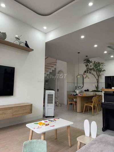 🏡 BÁN NHÀ 3 TẦNG KIỆT ÔTÔ – TÔN ĐẢN NỐI DÀI – GIÁ CHỈ 4ty4