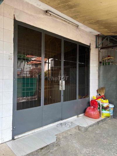 Chính chủ cho thuê nhà Gần Chợ Bà Điểm - nhà cấp 4 - 2Phòng ngủ