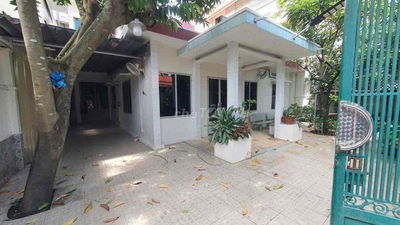 Cho thuê nhà khu cư xá phúc hải