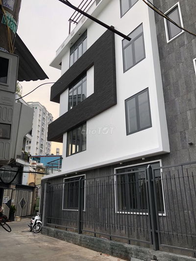 BÁN NHÀ 2 MẶT TIỀN HẺM LỚN 8 MÉT