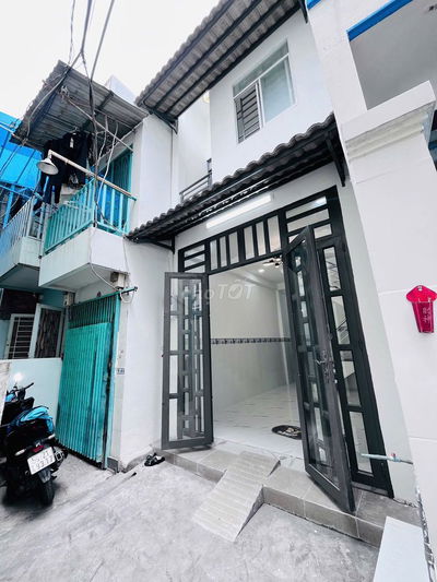 Bán nhà nhỏ quận 8 cầu chữ Y sổ riêng 1ty750