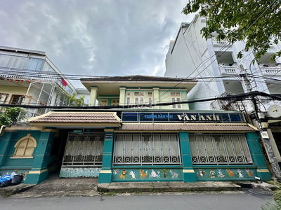 Chính chủ cho thuê biệt thự sân vườn 40/16 Nguyễn Văn Đậu,P5,Phú Nhuận